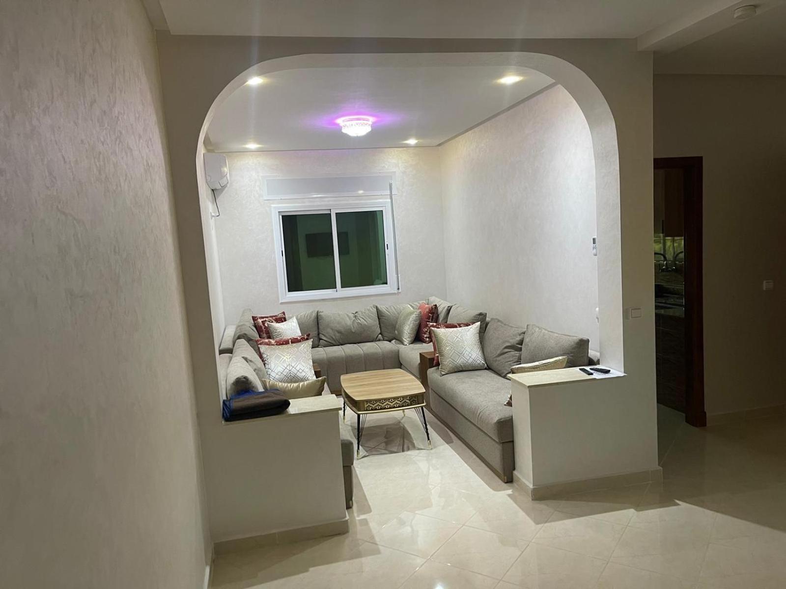 Jada Gzenaya Apartment Tanger Exterior foto